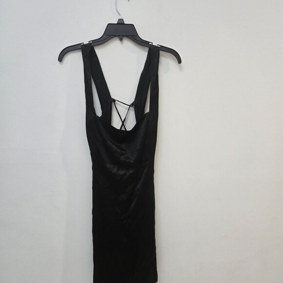 Black Satin Lace-Up Back Mini Dress – Sleek Fit, Night Out Glam 🖤 - Picture 2 of 6